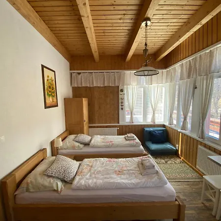 Moravienka Gasthuis Tatranská Lomnica