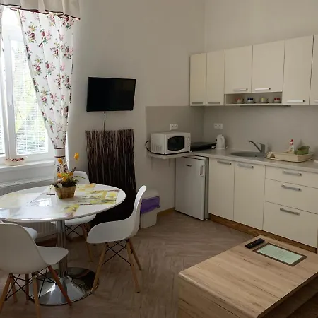 Moravienka Gasthuis Tatranská Lomnica